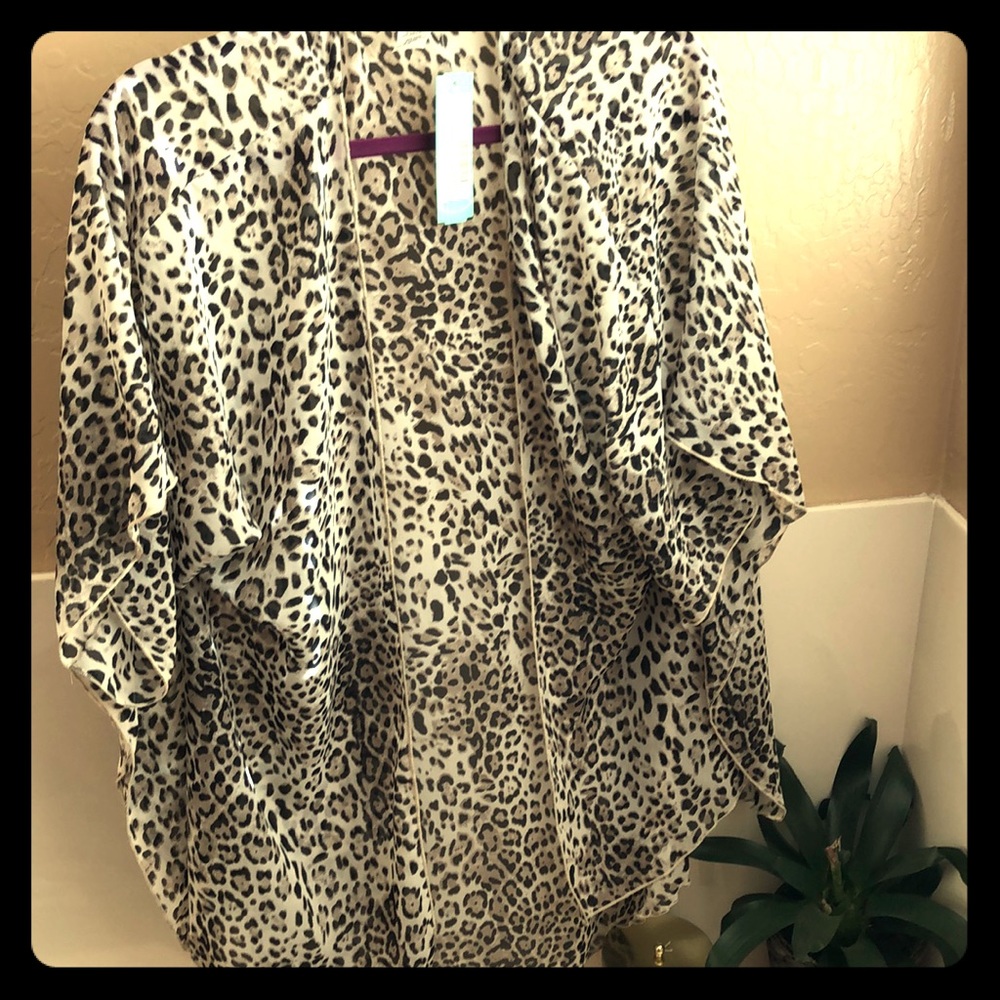 Brand new lightweight kimono size xl